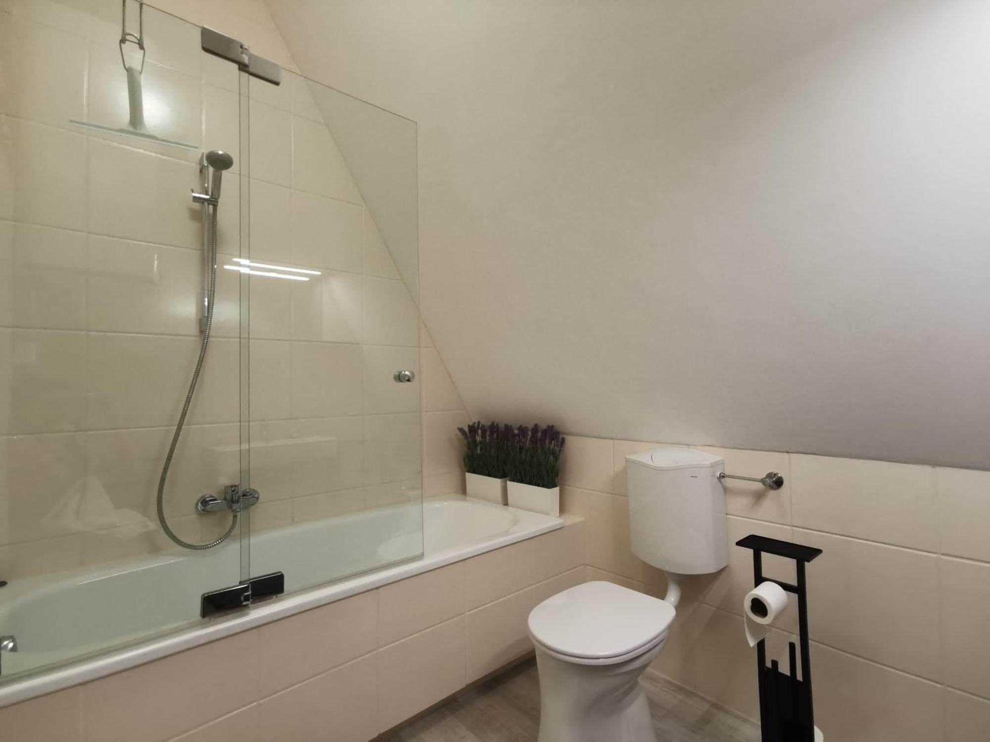 Moderne Dachgeschosswohnung Zentral By Seebnb Velden am Woerthersee Exterior photo