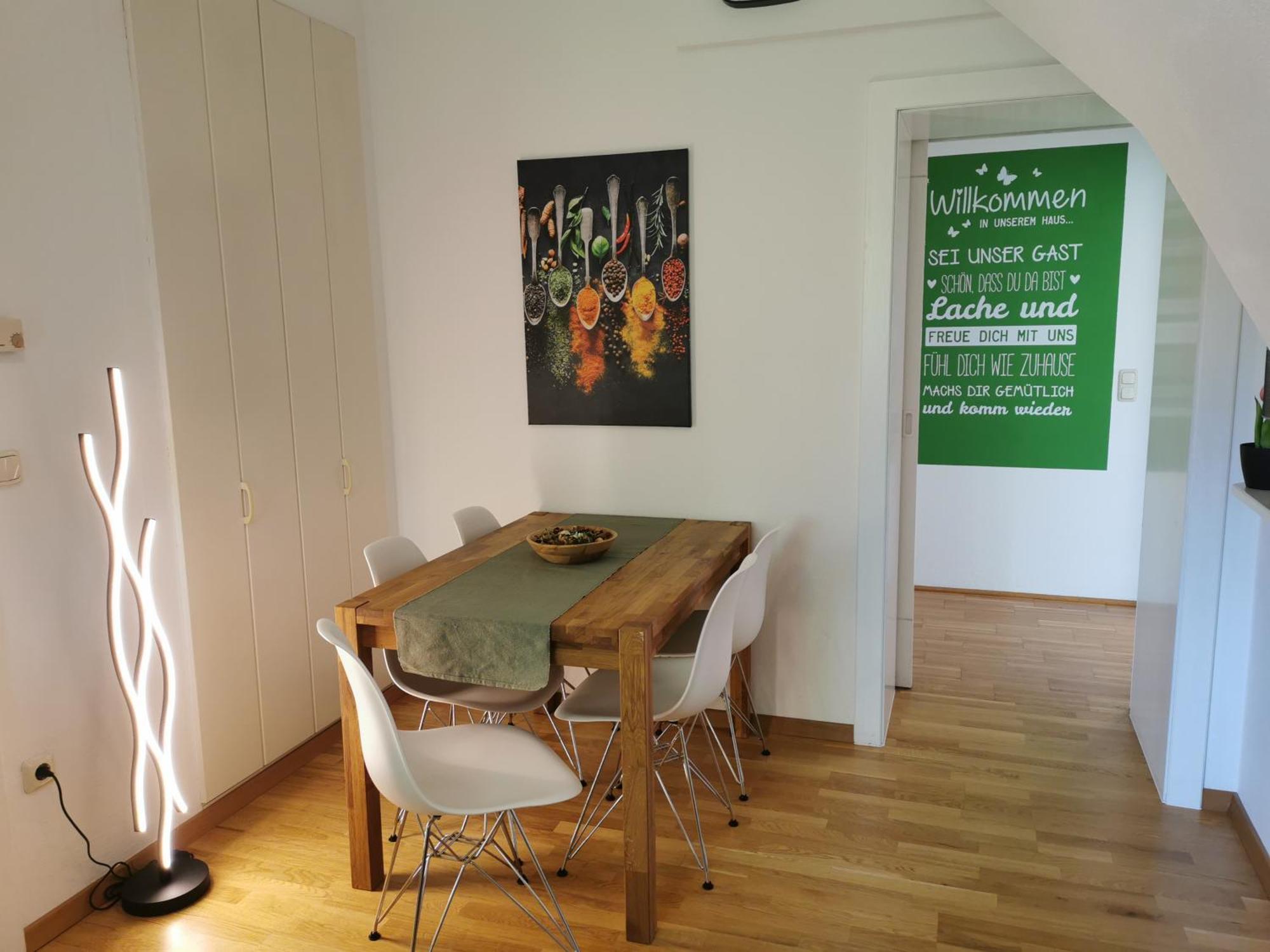 Moderne Dachgeschosswohnung Zentral By Seebnb Velden am Woerthersee Exterior photo